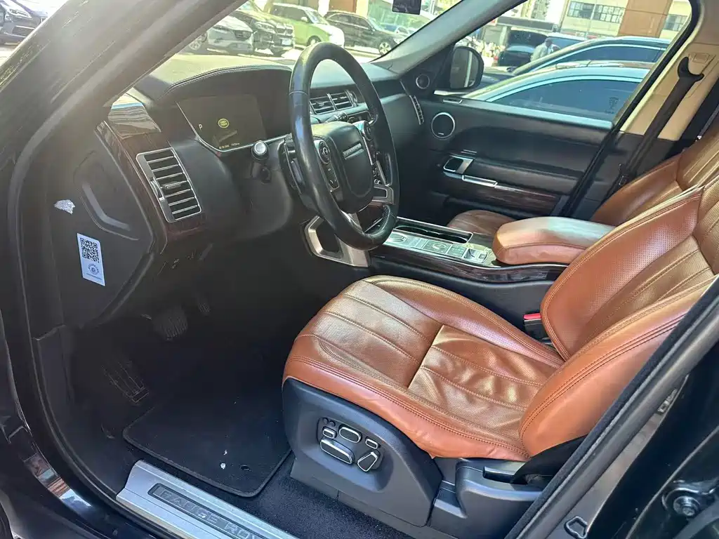 Land Rover Range Rover — миниатюра 5
