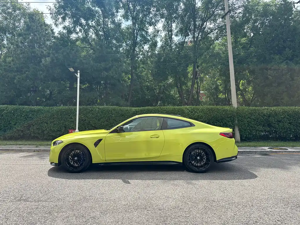 BMW M4 M4 2-door Coupe Thunder Edition, фото 3