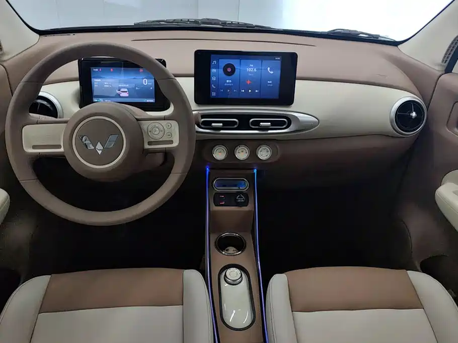 Wuling MINIEV — миниатюра 12