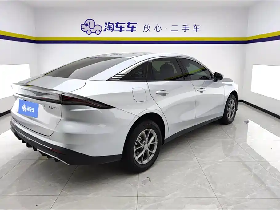 GEELY GALAXY GALAXY L6