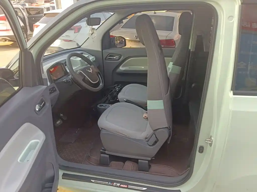 Wuling MINIEV — миниатюра 15