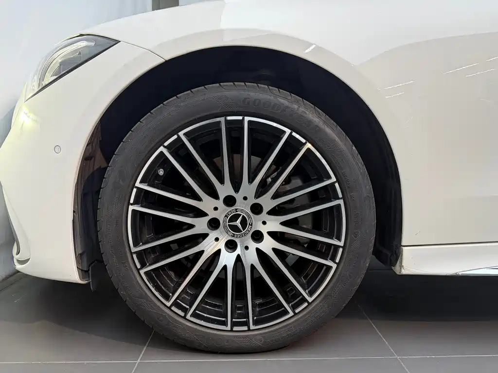 Mercedes-Benz C-Class — миниатюра 19