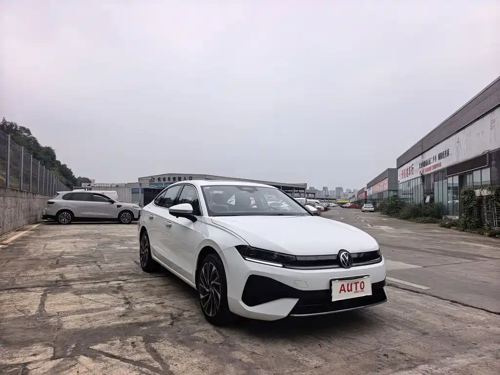 Volkswagen Sagitar — миниатюра 3
