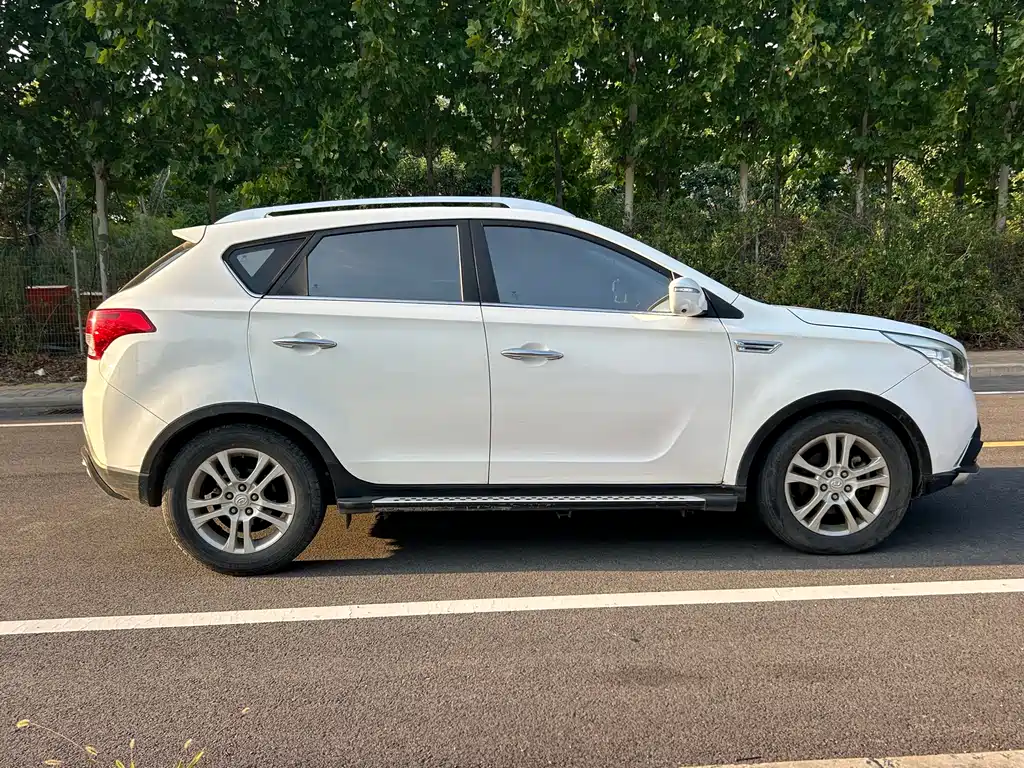 Hawtai Santa Fe — миниатюра 10