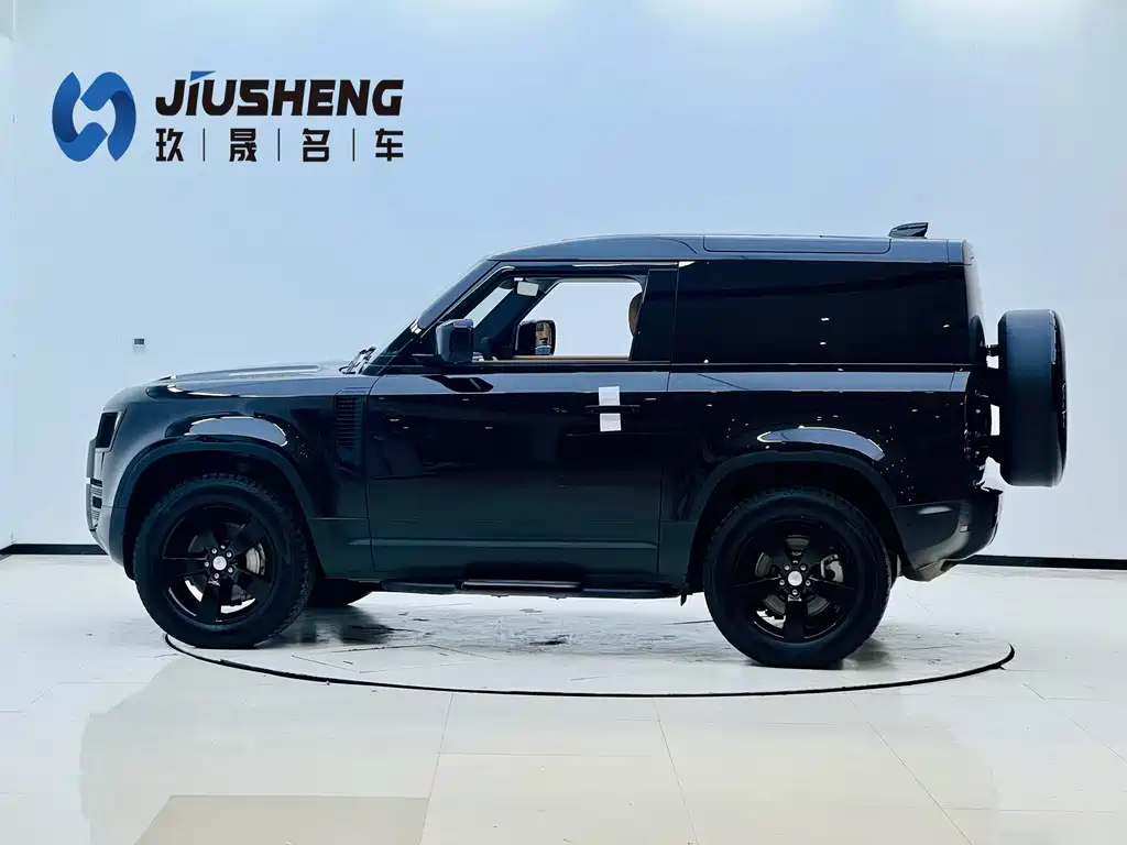 Land Rover Defender — миниатюра 3