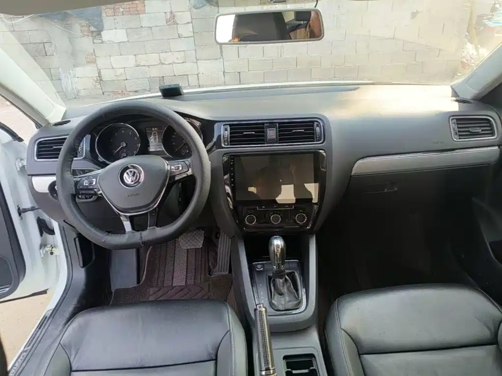 Volkswagen Sagitar — миниатюра 10