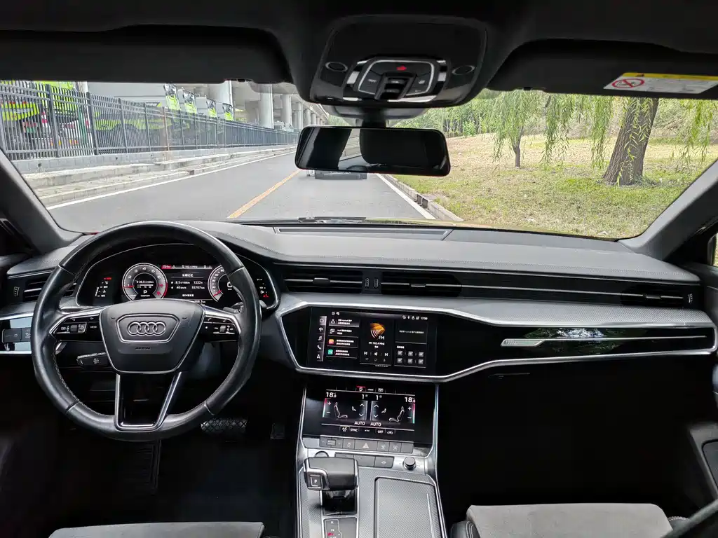 Audi A6L — миниатюра 9