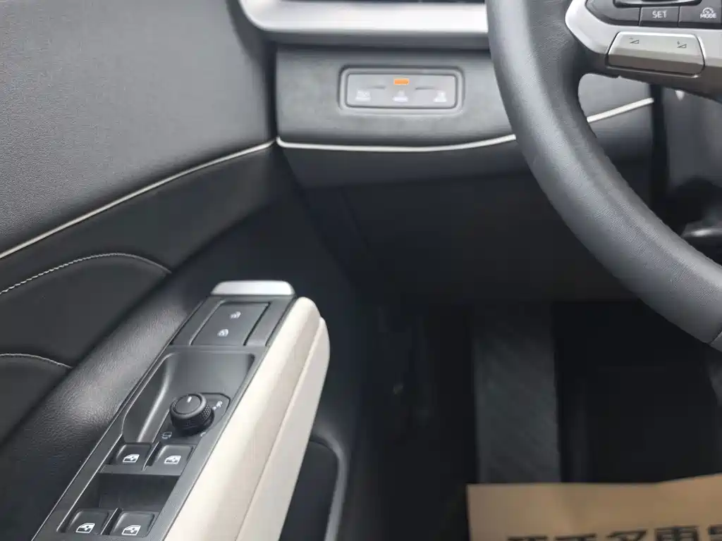 Volkswagen Sagitar — миниатюра 16
