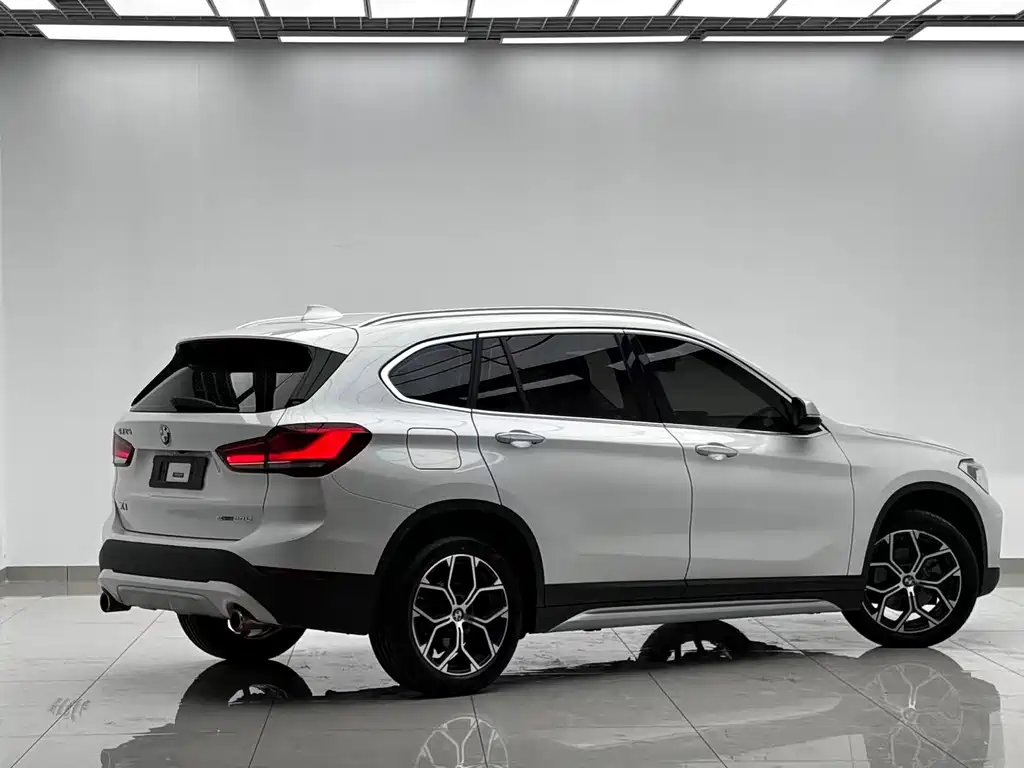 BMW X1 — миниатюра 4