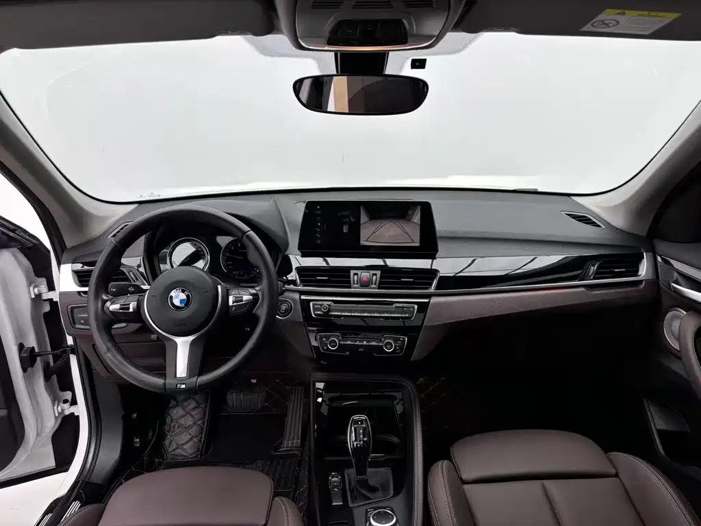 BMW X1 — миниатюра 9