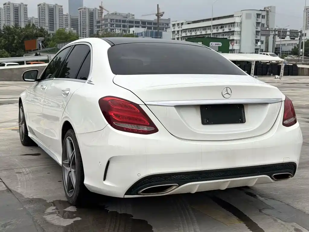 Mercedes-Benz C-Class — миниатюра 5