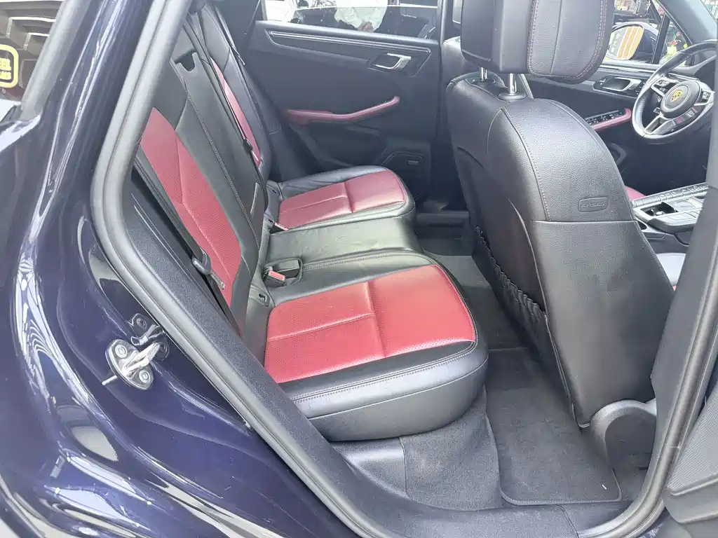 Porsche Macan — миниатюра 12