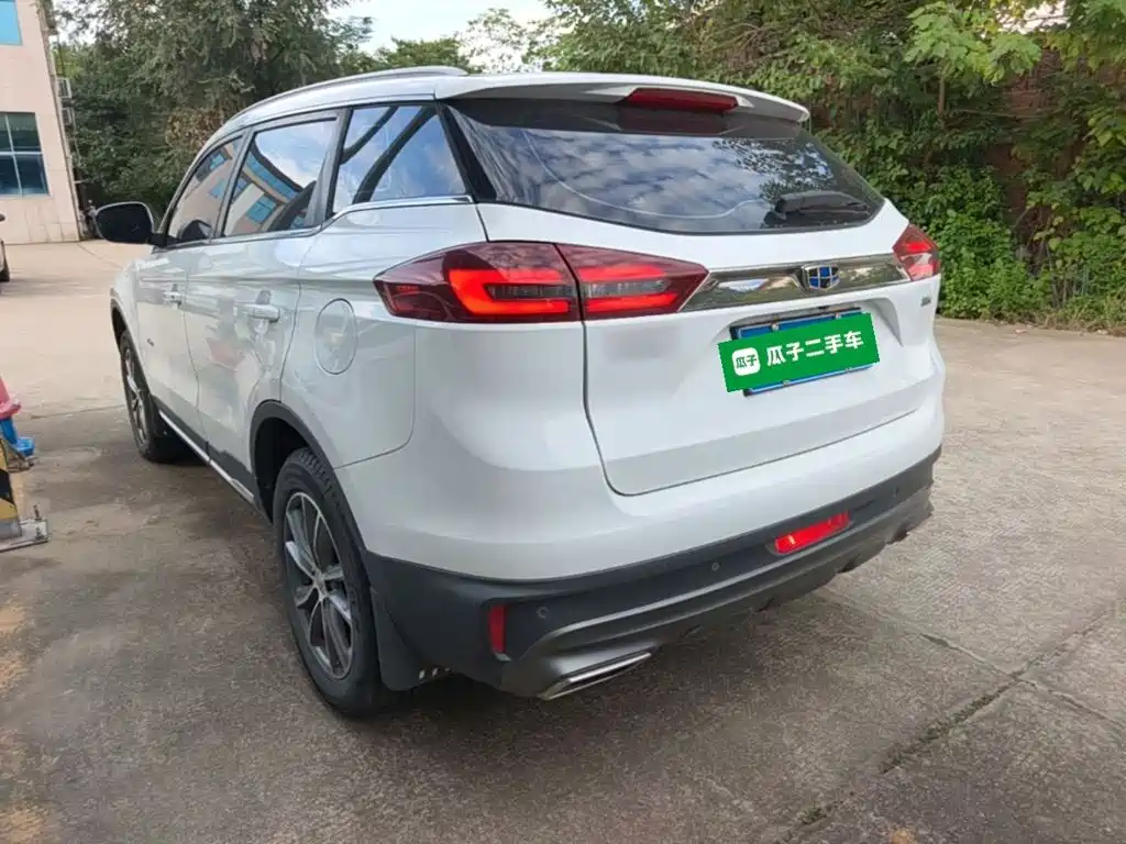 Geely Boyue — миниатюра 5