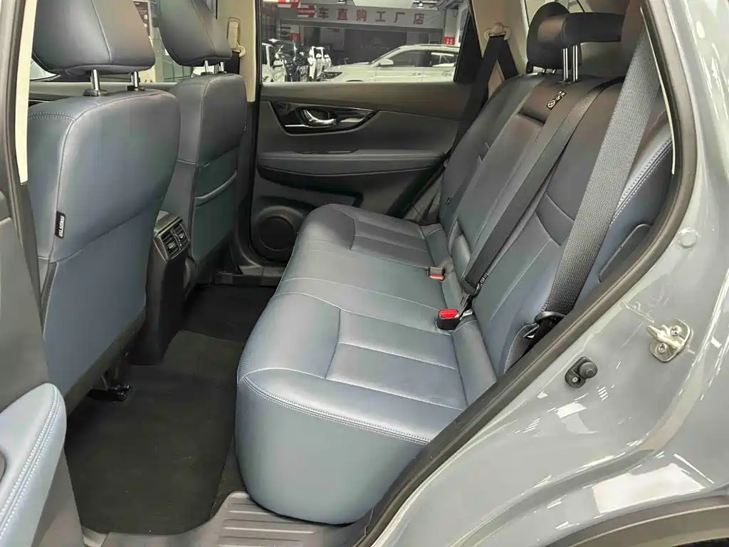 Nissan X-Trail — миниатюра 20