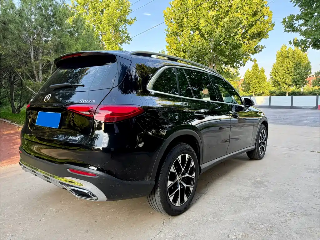 Mercedes-Benz GLC 2024 GLC 260 L 4MATIC 5 мест