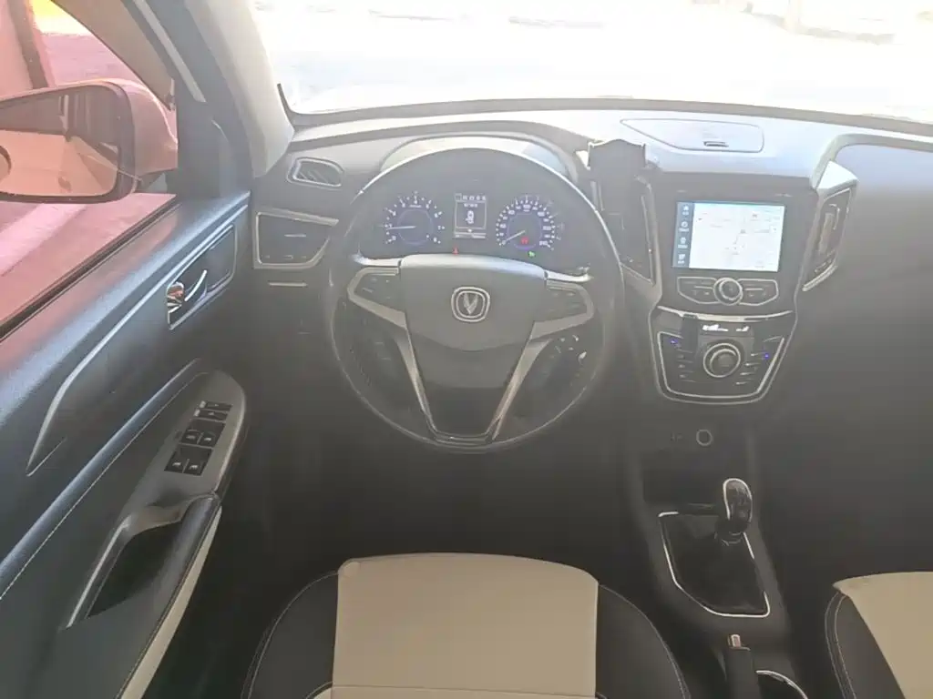Changan CS35 — миниатюра 11