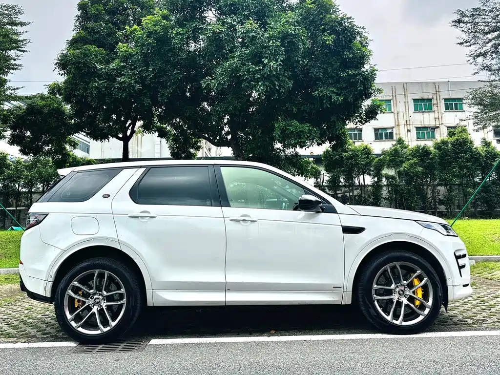 Land Rover Discovery Sport Hybrid — миниатюра 4