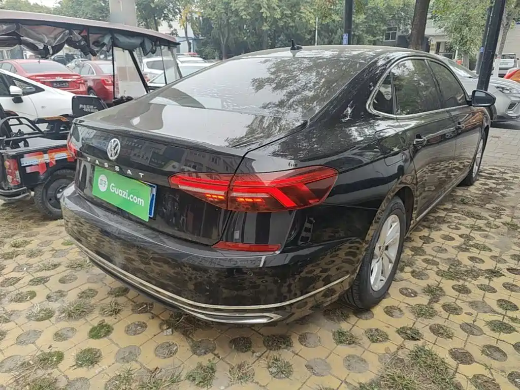 Volkswagen Passat — миниатюра 7