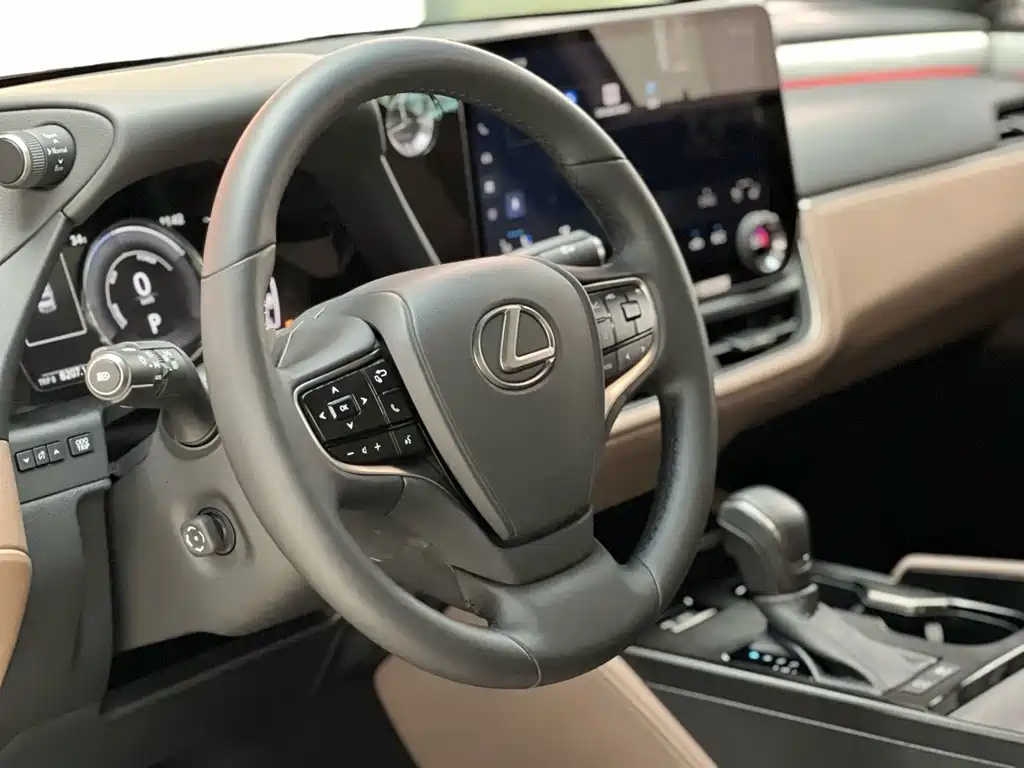 Lexus ES — миниатюра 7