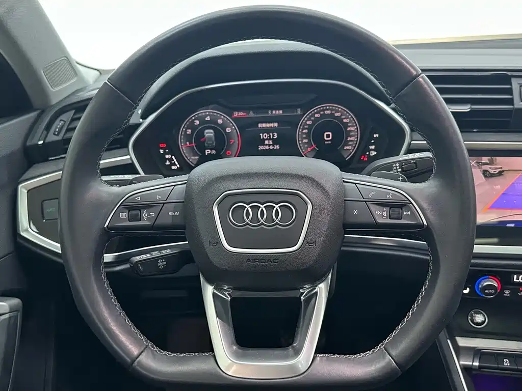 Audi Q3 — миниатюра 11