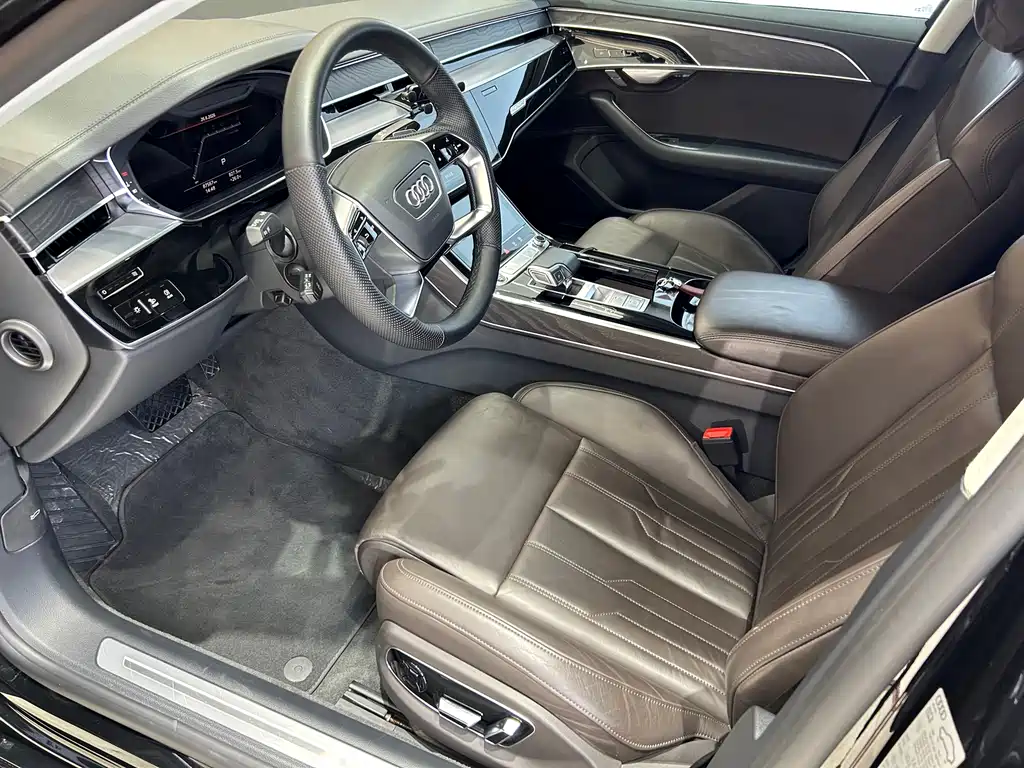 Audi A8 2024 A8L 45 TFSI quattro Luxury