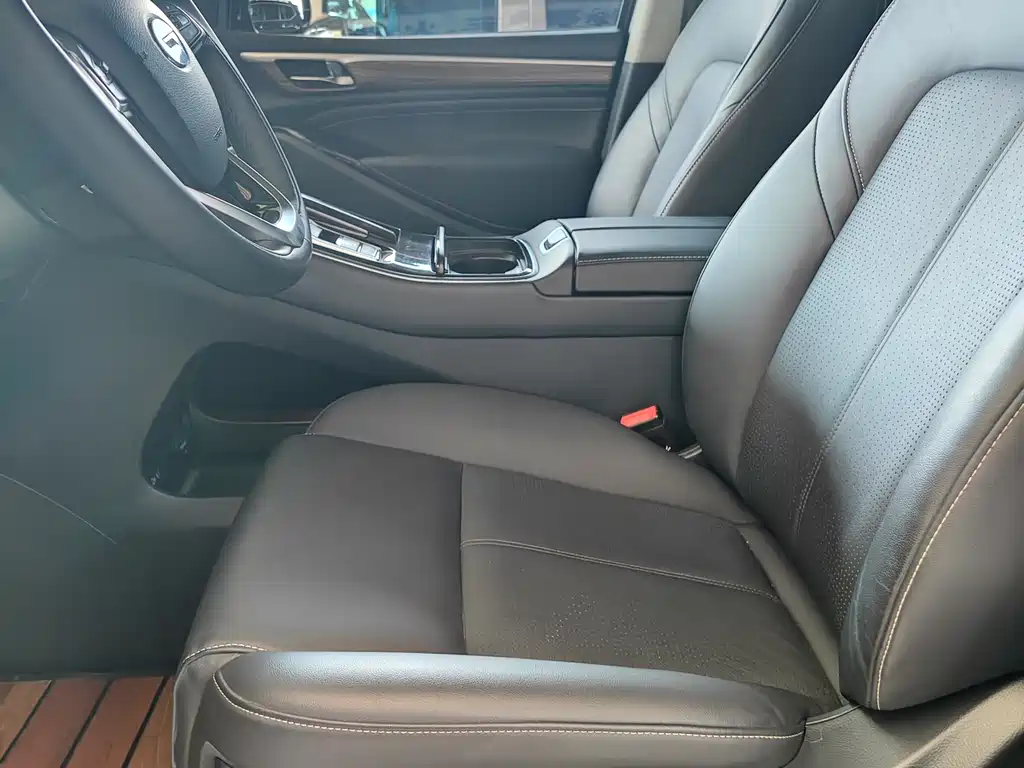 GAC M8 2021 390T Premium