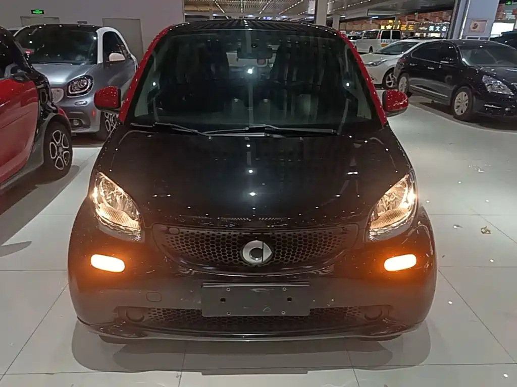 smart Smart Fortwo — миниатюра 3