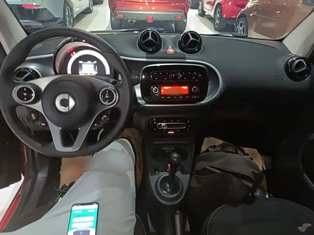 smart Smart Fortwo — миниатюра 10