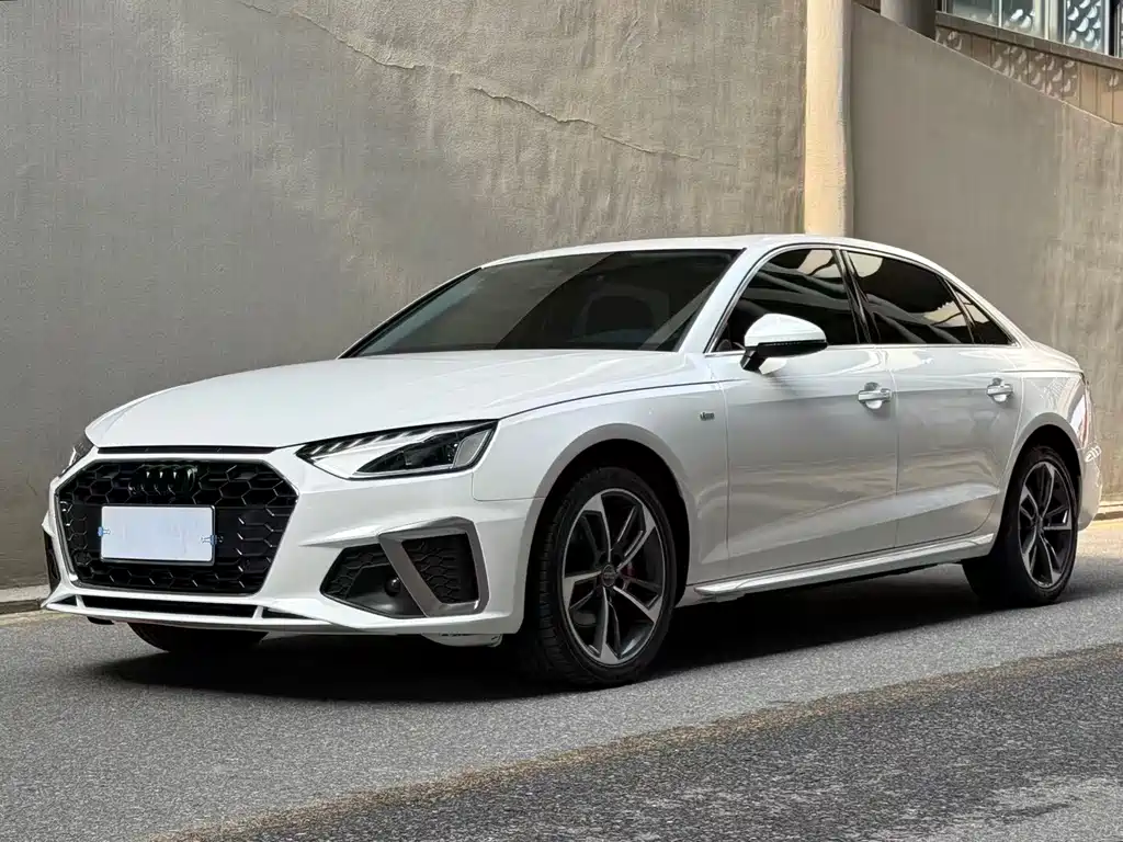Купить Audi A4L