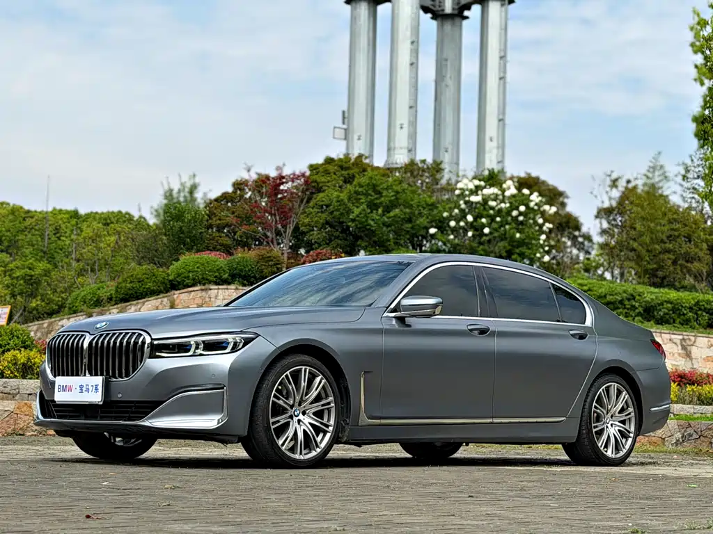 BMW 7 Series 2021