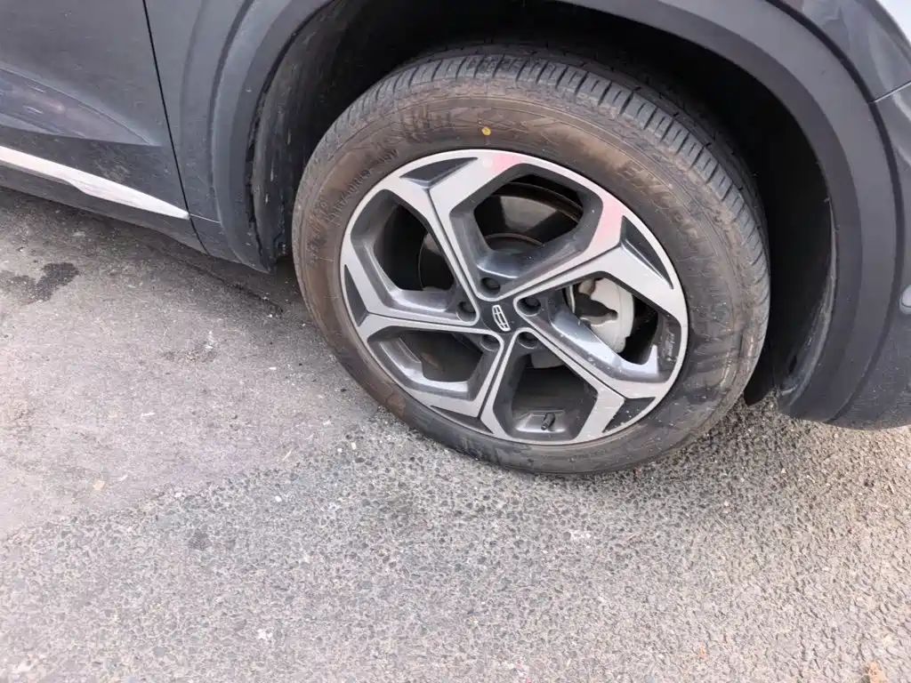 Geely Xingyue L — миниатюра 24