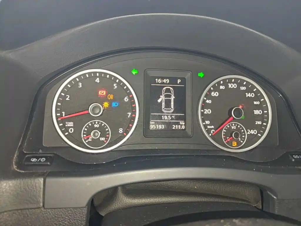 Volkswagen Tiguan — миниатюра 12