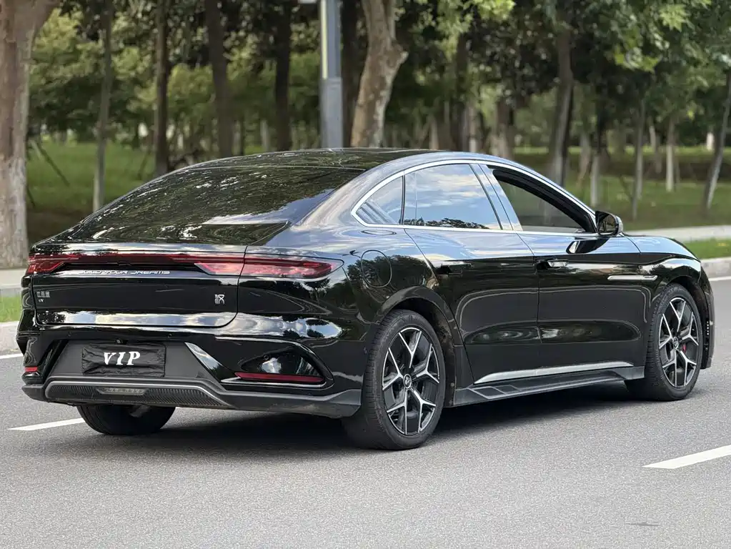BYD Han — миниатюра 7
