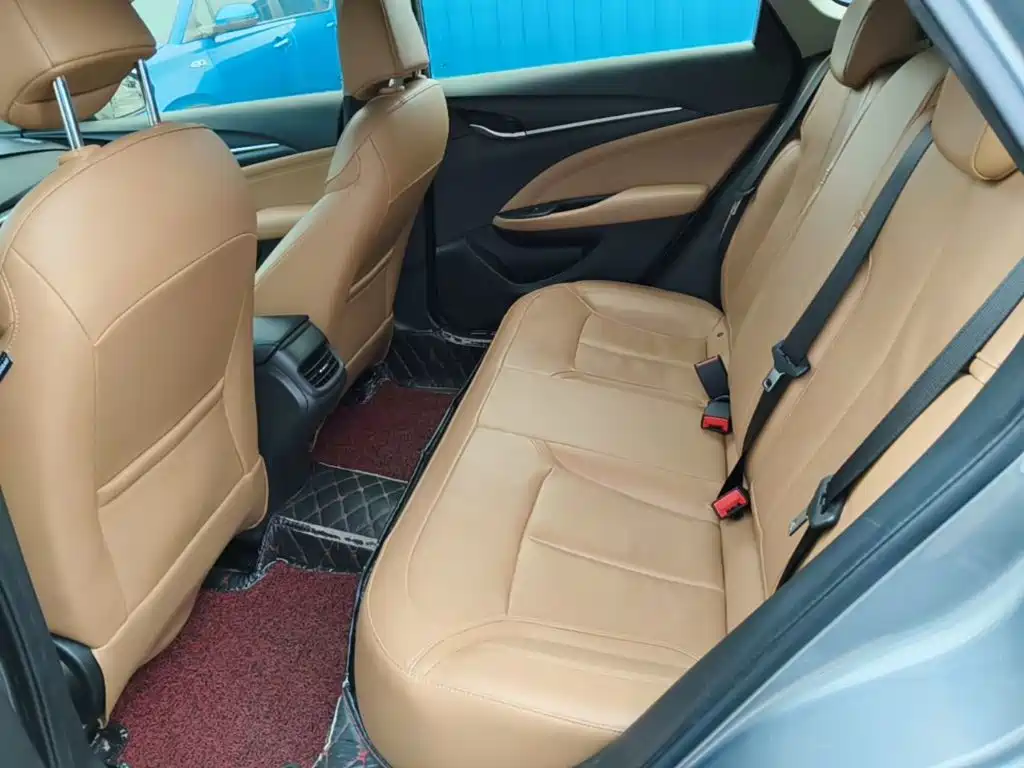 Buick Excelle — миниатюра 17