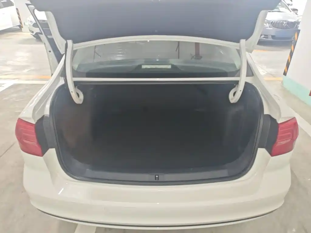 Volkswagen Bora — миниатюра 19