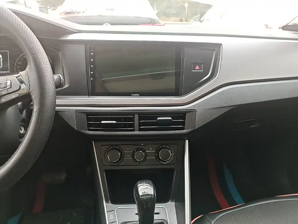 Volkswagen Polo — миниатюра 13