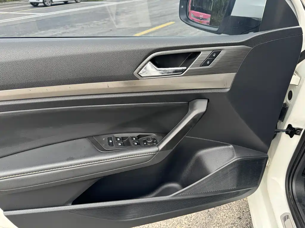 Volkswagen Lavida 2022 1.5L AT Comfort