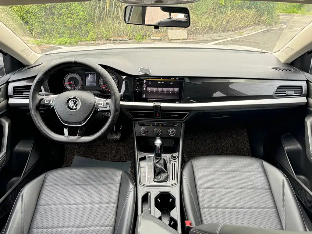 Volkswagen Lavida 2022 1.5L AT Comfort