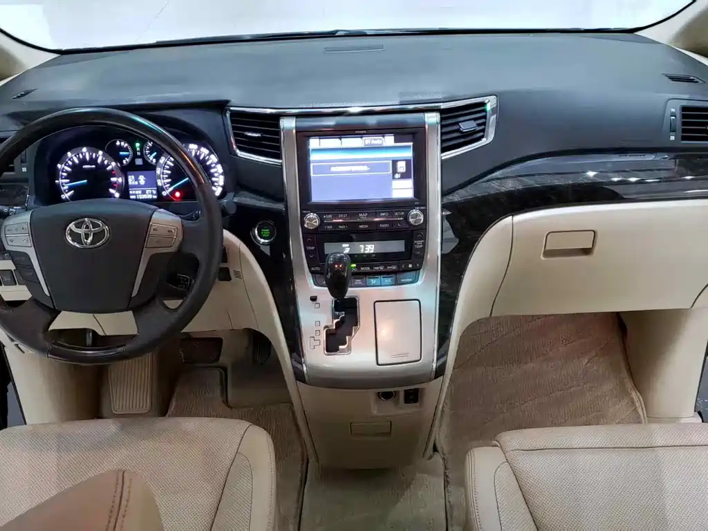 Toyota Alphard 2012 3.5L Luxury