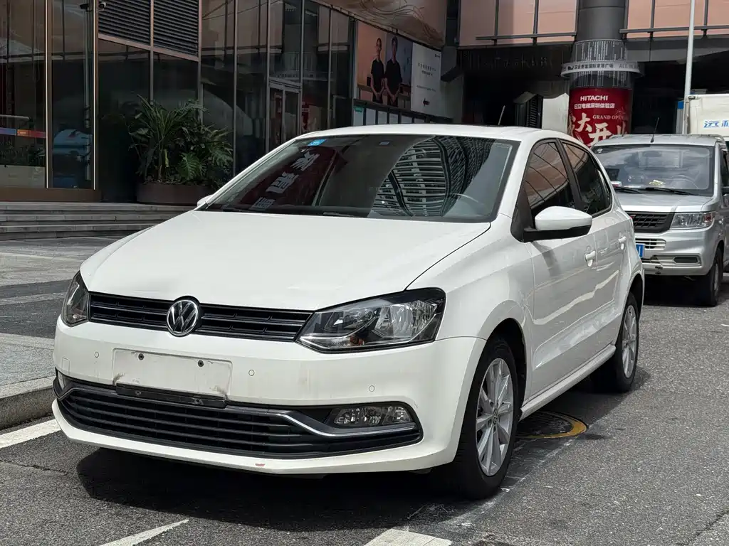 Volkswagen Polo 2014 1.6L Auto Luxury Edition