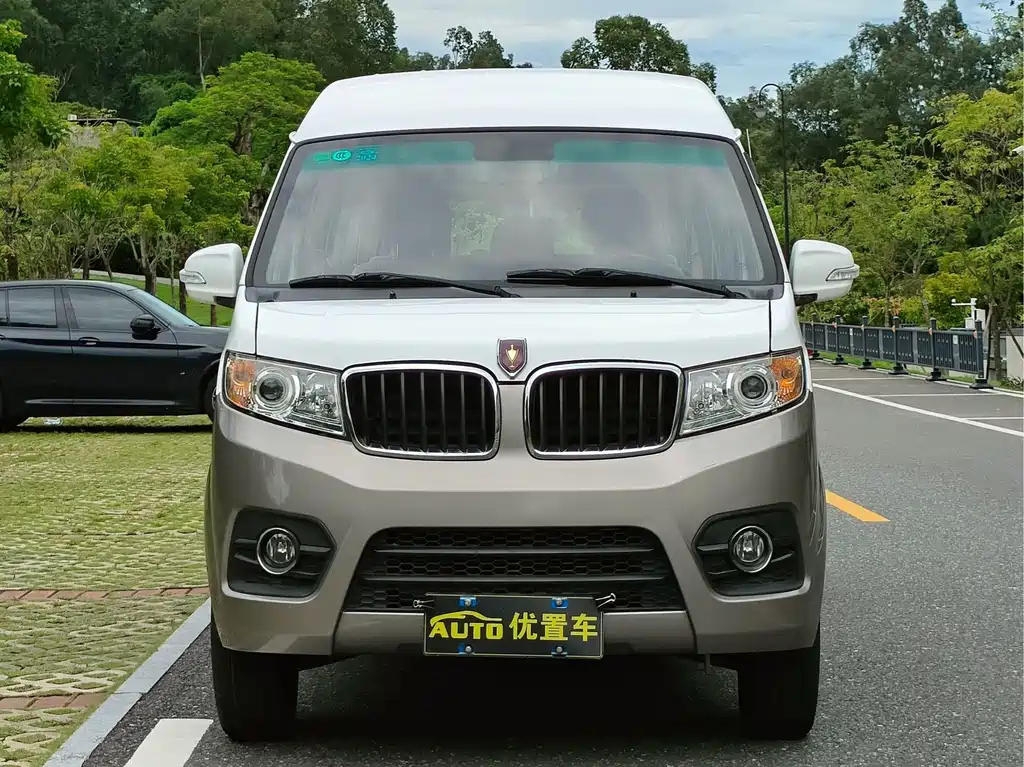 Jinbei Hiace X30L — миниатюра 2