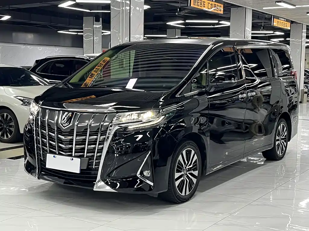 Купить Toyota Alphard