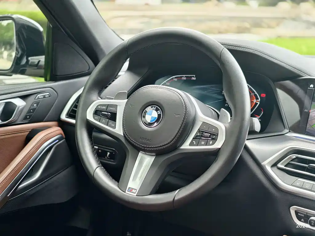 BMW X6 — миниатюра 9