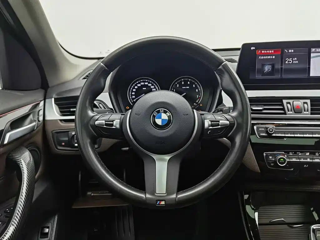 BMW X1 — миниатюра 11