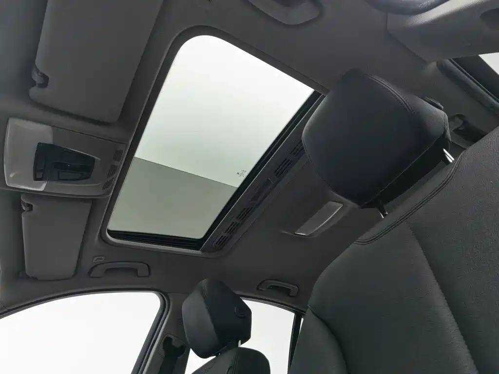 BMW 3 Series — миниатюра 14