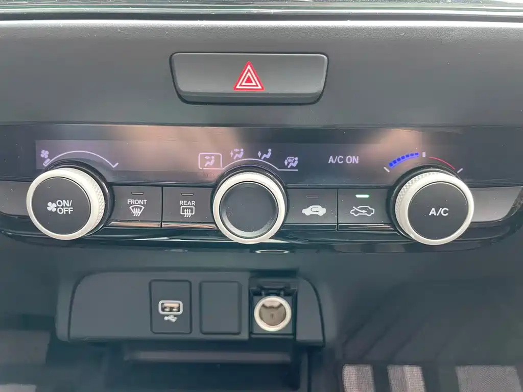 Honda Fit — миниатюра 18
