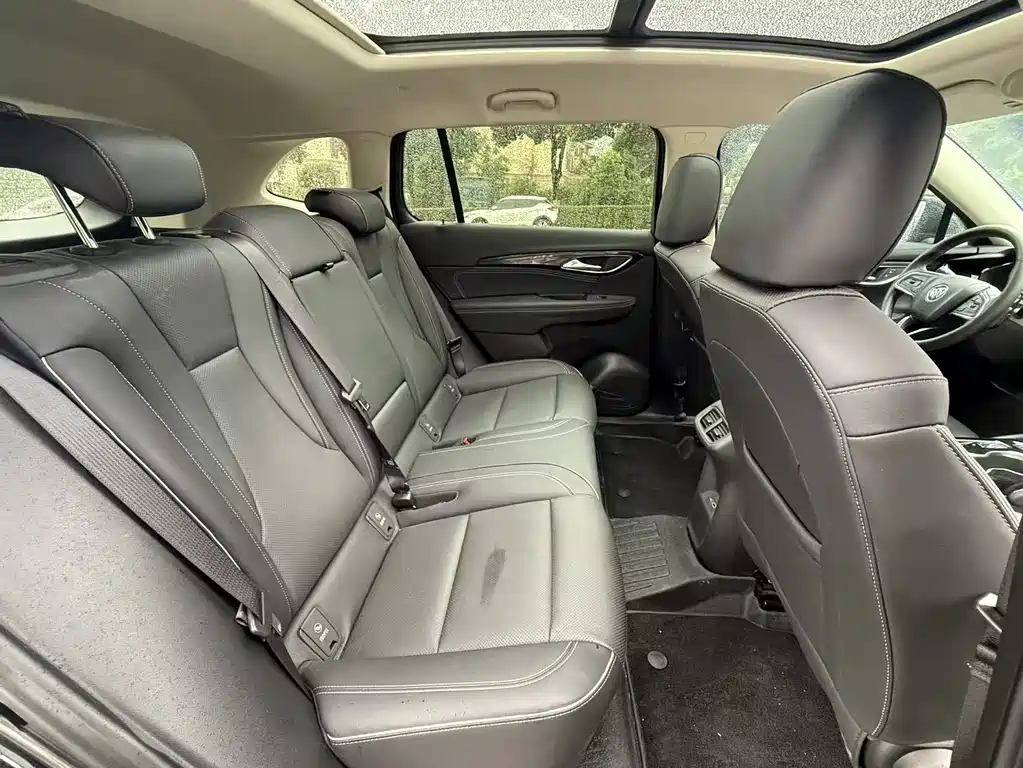 Buick Envision Plus Plus 2022 Plus 652T мест Luxury