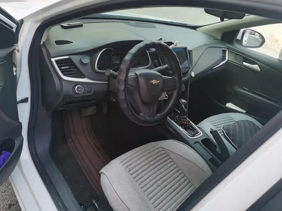 Chevrolet Cavalier — миниатюра 12