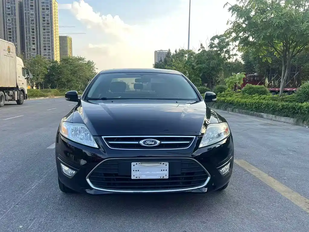 Ford Mondeo — миниатюра 2