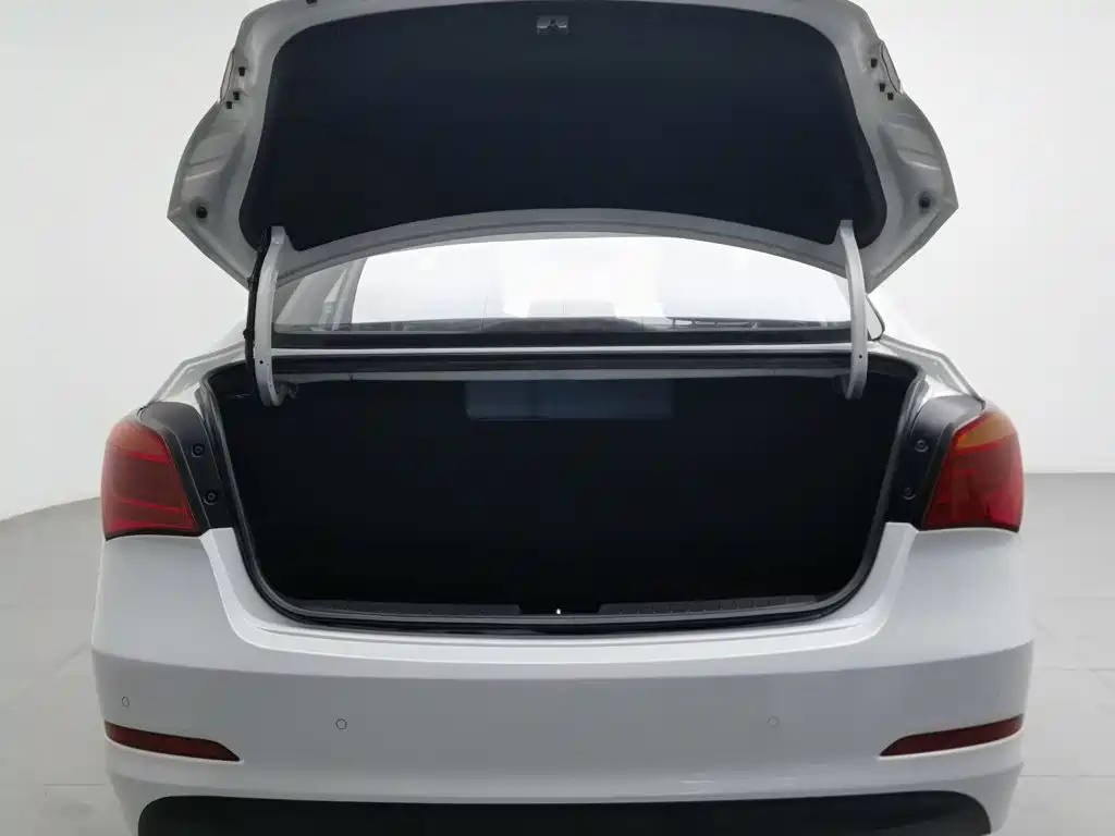 Hyundai Mistra — миниатюра 16